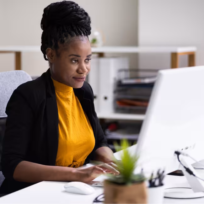 Businesswoman working on her computer